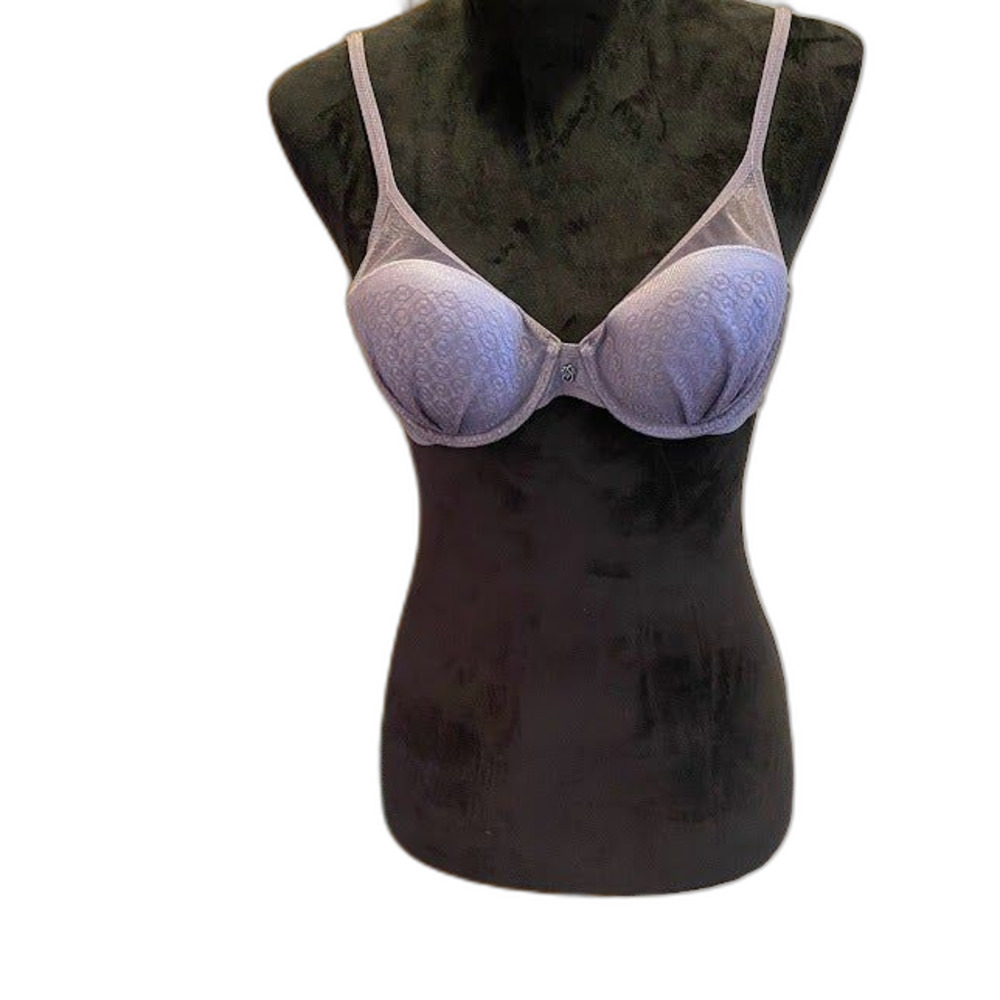 Victoria’s Secret Bra‎ Size 32C Grey Fabulous Sheer Lined Demi Buste Double